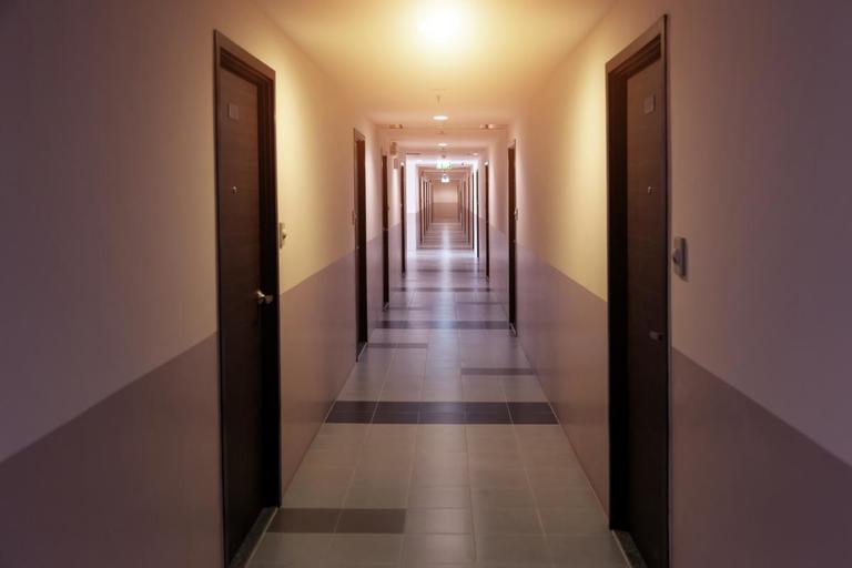 STUDENT RESIDENCES OWNED AND MANAGED BY PRIVATE COMPANIES